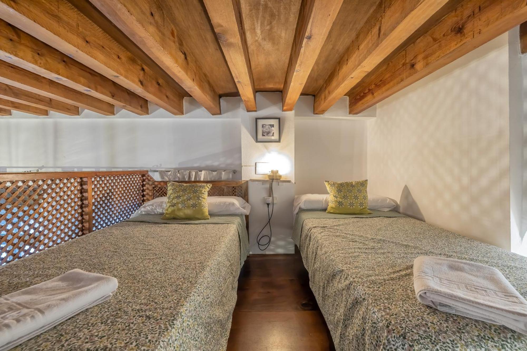 Apartamento Duplex Juramento & Descanso En El Casco Antiguo Cordoba Dış mekan fotoğraf